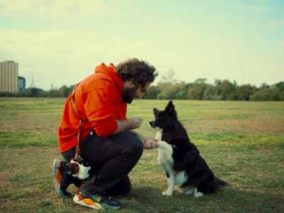 Armando, il "fotografo dei cani"